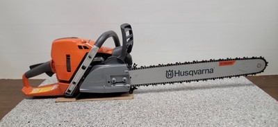 Husqvarna 572 XP 71cc Gasoline Powered Chainsaw w/ 24