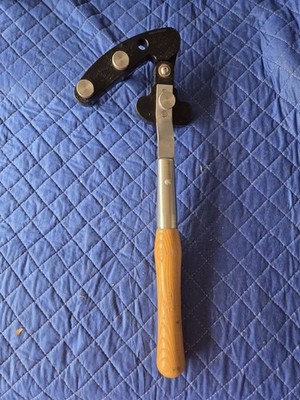 Deckwise Hardwood Wrench Deck Board Tool