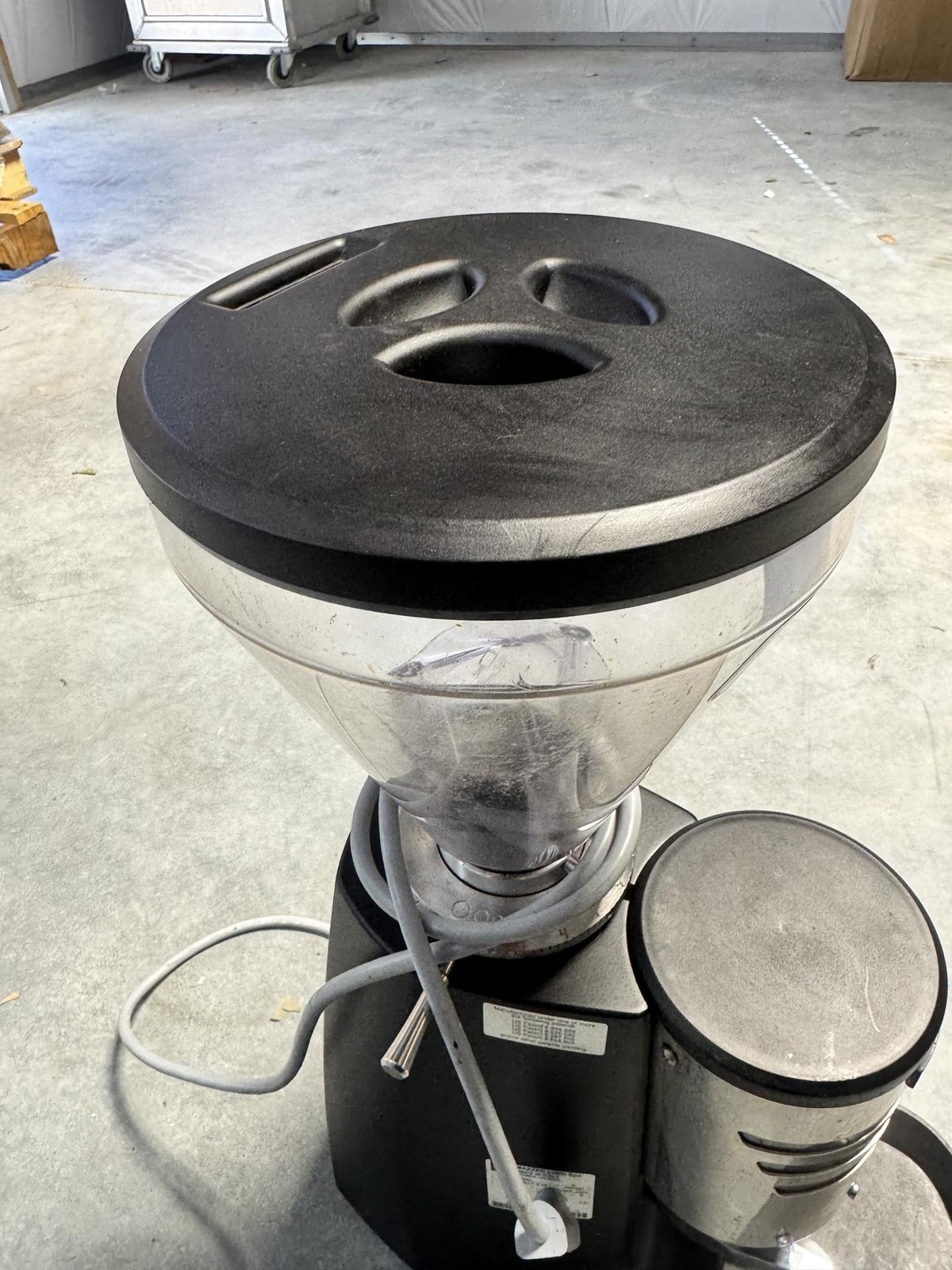 Mazzer Luigi Spa Espresso Coffee Grinder - Broken Knob, Functional