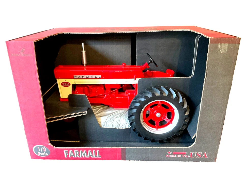RARE ERTL, 1998 McCormick Farmall 560 Tractor, #HC0411, JE 1/8 Scale Model, MIB - Image 2 of 4
