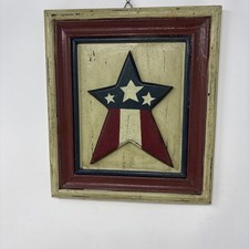 Rustic Americana Patriotic Star Wood Wall Plaque   Distressed 4th of July Decor