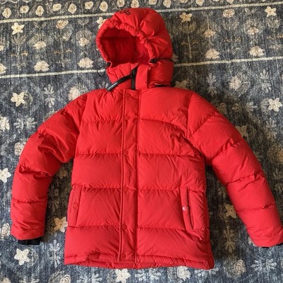 Aritzia Women s TNA Super Puff 700 Fill Power Down Hooded Jacket Red XXS