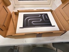 Apple MacBook Pro 14.2