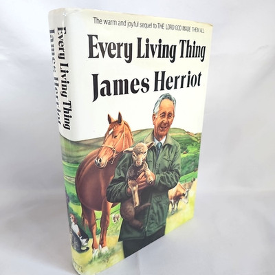 Every Living Thing by James Herriot  HC DJ  Stated First Edition Sept 1992 Good