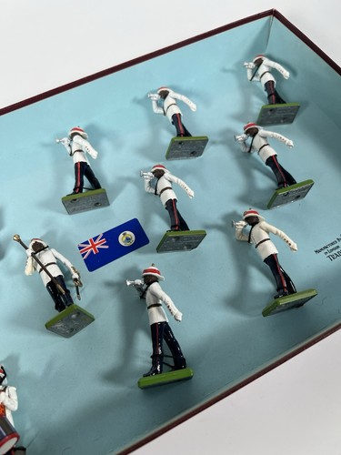 W Britains The Bahamas Police Band 11 Piece Set Limited Edition 5187 - Picture 8 of 17