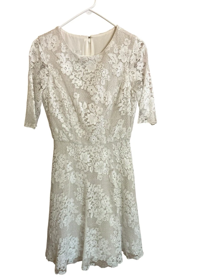 Monique Lhuillier Collection Dress Size 10 White Lace Half Sleeve Wedding Church - Image 2 of 4