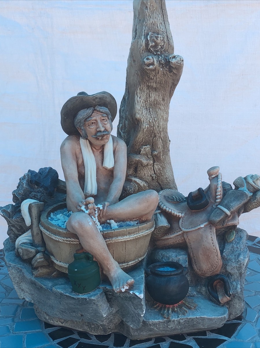 Rare Vintage 1981 APSIT BROS of CA Bathing Cowboy Chalkware Lamp
