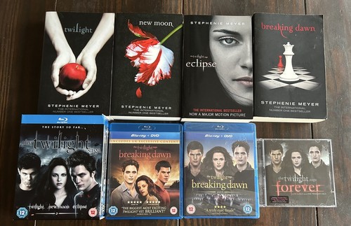 Ultimate Twilight Bundle Books, Blu-Rays and Twilight Forever Soundtrack - Imagen 1 de 18