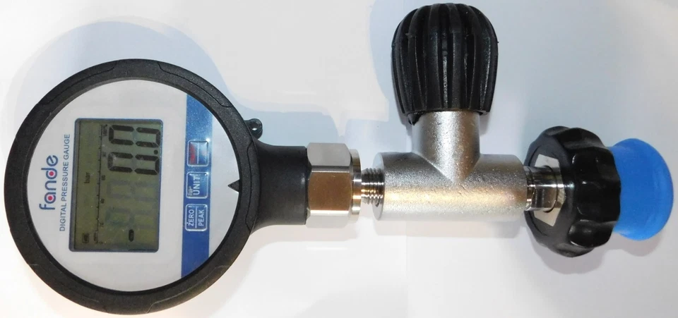 GK 1 - Präziser DIGITALER FLASCHENDRUCKPRÜFER 300 BAR-Prüfgerät-Prüfmanometer - Bild 4 von 4