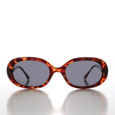Classic Brown Oval Vintage Sunglasses - Agatha