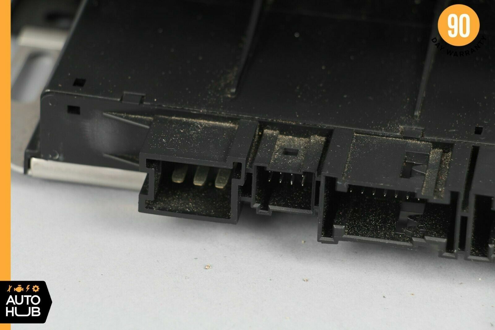 03-12 Mercedes R230 SL500 SL550 SL55 AMG Rear SAM Fuse Box Relay Module OEM