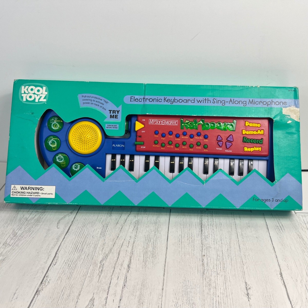Kool Toyz Electronic Keyboard with Sing-Along Microphone My