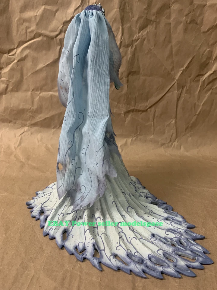 Estátua figura Gentle Giant Tim Burton's Corpse Bride Emily 10"" - Imagem 3 de 4