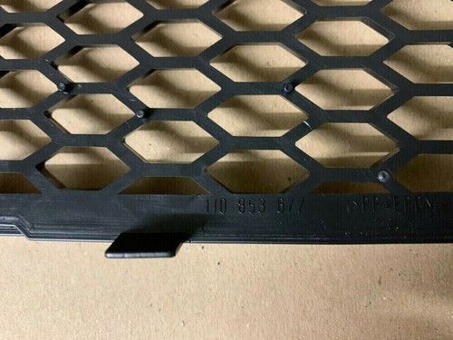 Original VW Golf R32 MK4 Front Grills Complete Set 3 pieces Bumper grilles New - Picture 4 of 10