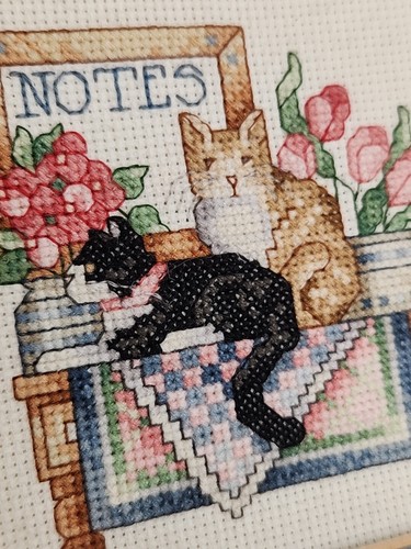 Vintage Needlepoint Cats Wall Message Note Pad Holder Handmade Wood Frame 15x6.5 - Picture 13 of 18