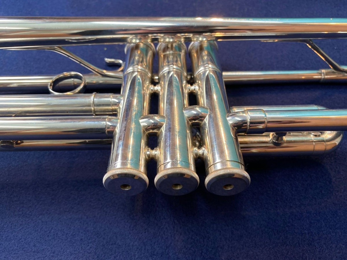 Yamaha Trumpet Ytr-739t With 1st Valve Triger 2 for sale