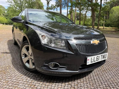 2012 Chevrolet Cruze 1.8 LTZ Auto Euro 5 5dr HATCHBACK Petrol Automatic - Image 1 of 4