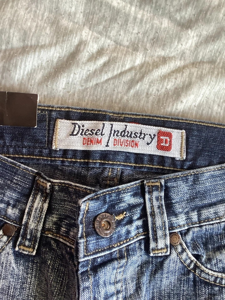 Diesel Jeans Unisex Original Gr. 26 (S) Blue Blau Used Look Denim Neu mit Etiket - Bild 4 von 4