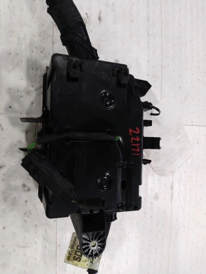 Motor de caja de fusibles compatible con 17-19 TRANSIT 150 575186 Foto 2 de 4
