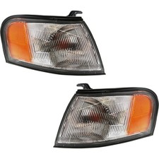 Corner Light For 95-99 Nissan Sentra Set Of 2 Left Right Incandescent W Bulbs