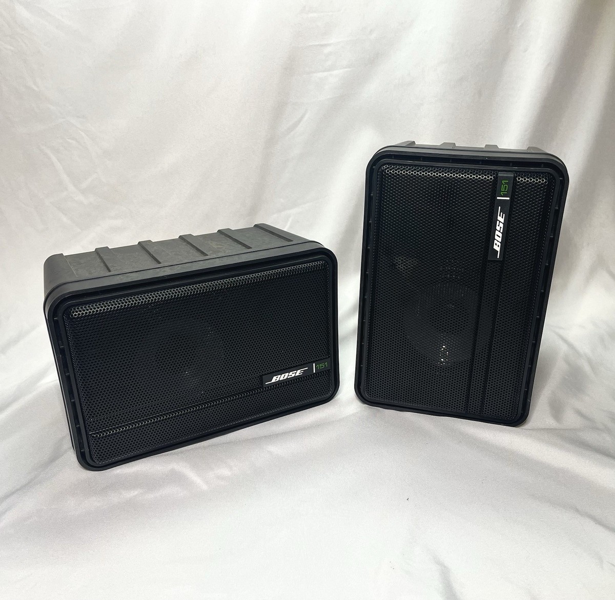 Pair of Black Bose 151 Environmental Speakers Weatherproof Indoor