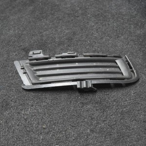 VW GOLF VII 5G1, BQ1, BE1, BE2 2014 Kühlergrill vorne rechts 5G0853212D