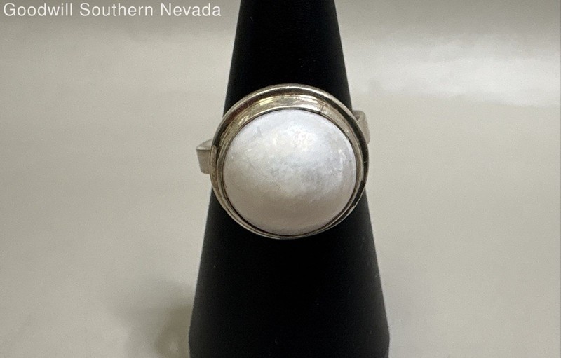 Sterling Silver Statement Ring with Pearl-like Gem - Size 9.25