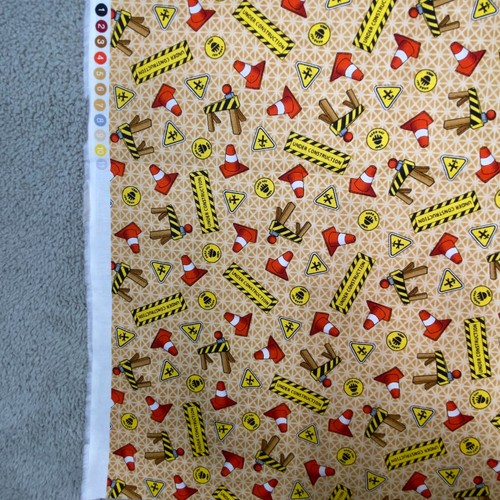 Hasbro Quilting Treasures Construction Signs Fabric 2 Yards Traffic Work Site - Picture 3 of 8