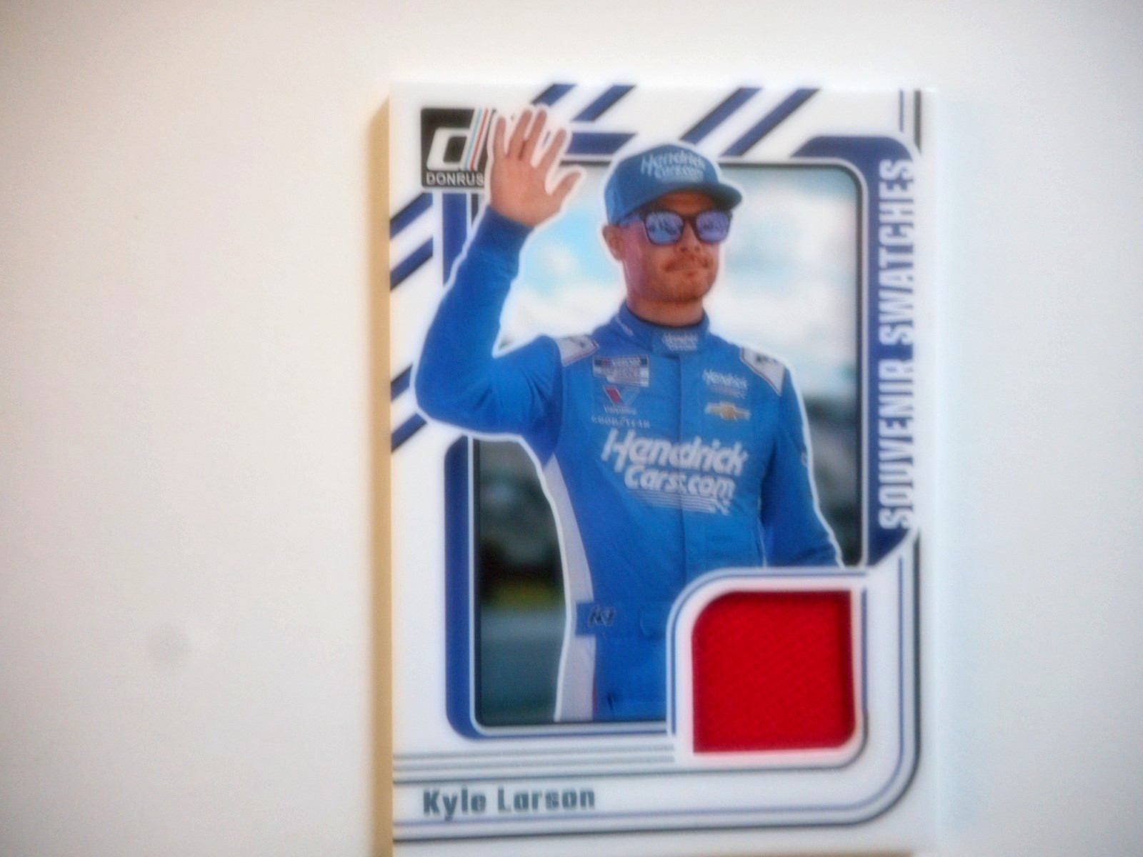 2026 Panini Donruss Nascar - Souvenir Swatches Kyle Larson #SVS-KLN (MEM)