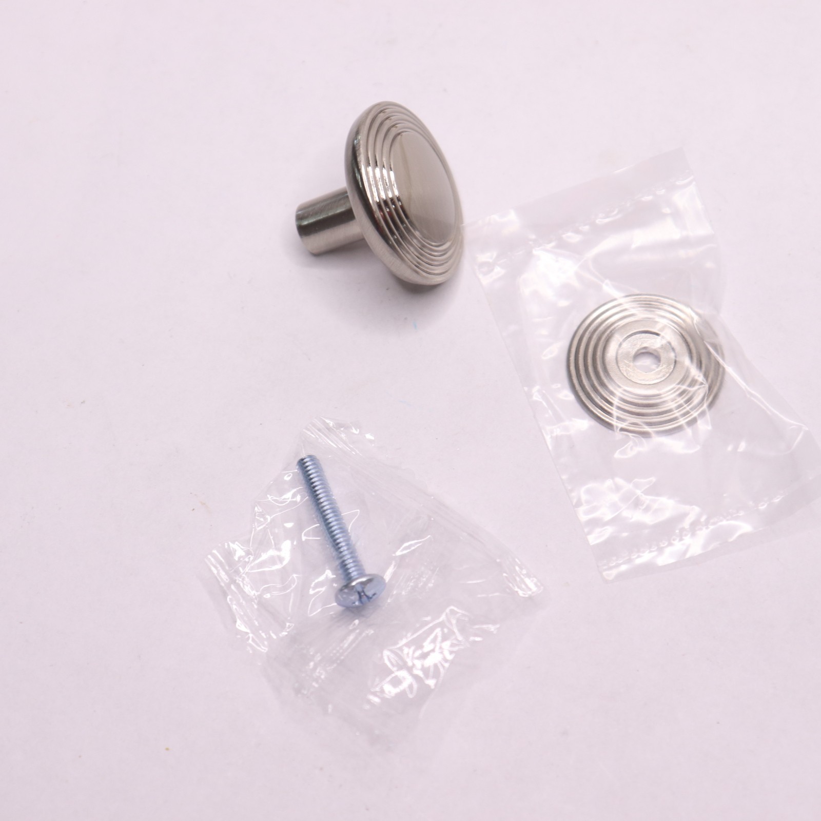 Richelieu Hardware Transitional Metal Knob Brushed Nickel 1-3/8"
