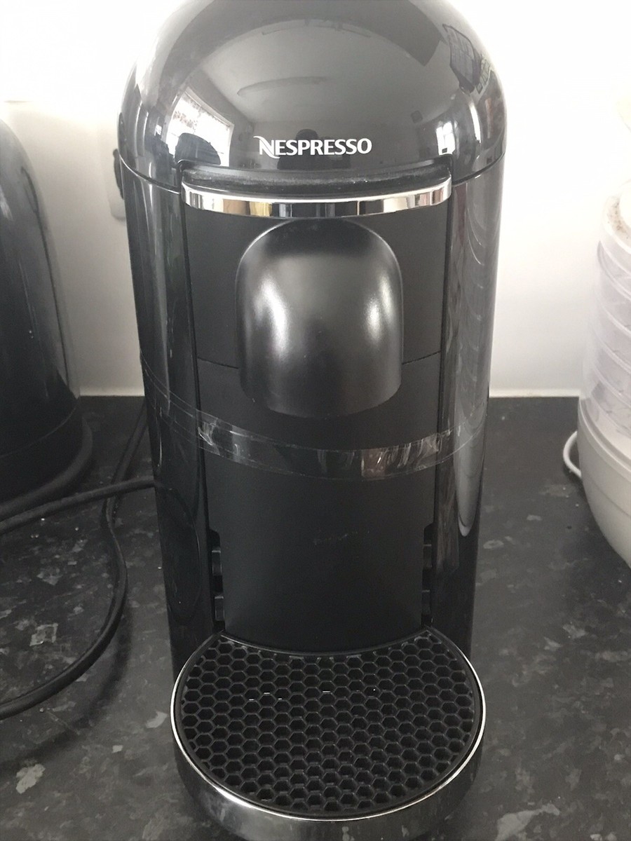 【新品、未使用】Nespresso Barista ブラック Nespresso Vertuo Next Premium by Breville with Aeroccino3