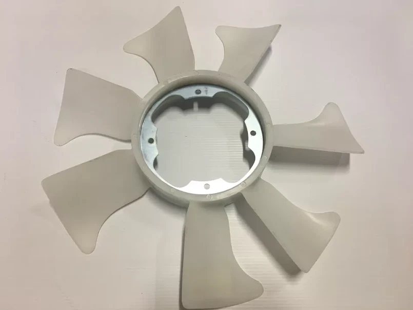 Hoja de ventilador de refrigeración Nissan OEM Frontier Xterra Pickup D21 21060-86G0A Foto 4 de 4