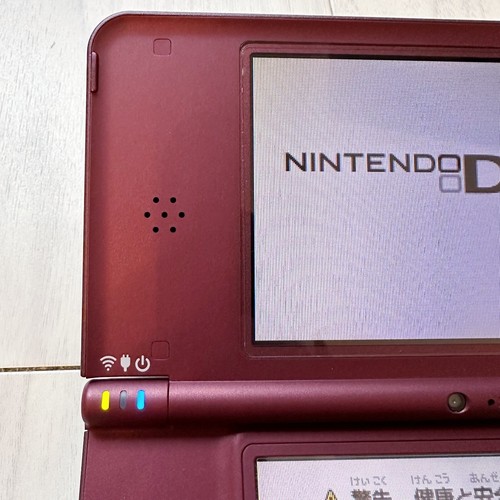 Nintendo DSi LL XL Wine red Console Japanese ver. NTSC-J Working - Picture 3 of 16