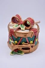 Fitz and Floyd Holiday Boxes – Drum Lidded Box (1999) #19/6