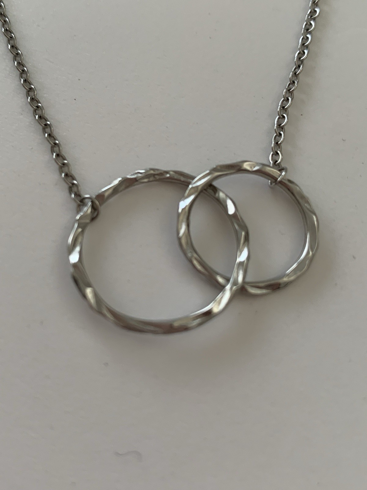 Sterling Silver Double Interlocking Circles / Rin… - image 3