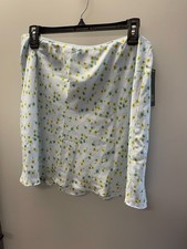 NWT Wild Fable Ladies Light Blue Floral Short Skirt Size L