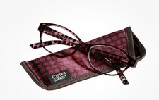 Foster Grant Womens Monica Magenta polka dot Reading Glasses case 2.00 New