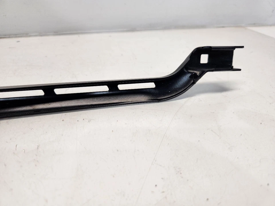 Chevrolet Silverado 1500 2016 pasajero brazo limpiaparabrisas derecho Foto 4 de 4