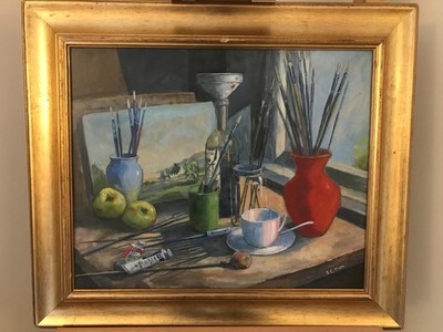 Ölgemälde auf Karton Darstellung eines Künstlerarbeitstischs signiert und gerahmt 70 x 60 cm
