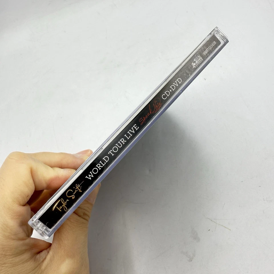 TAYLOR SWIFT World Tour Live (CD + DVD 2011) TARGET EXCLUSIVE EDITION - Image 3 of 4