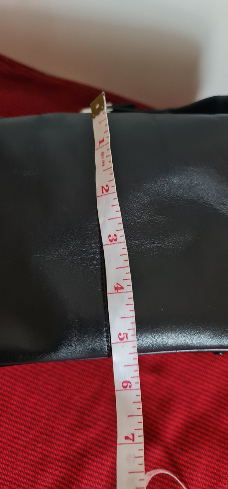 Picture 4 of 24