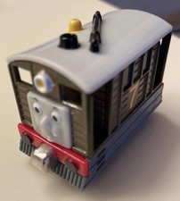 2002 Learning Curve Take Along Thomas  Friends TOBY No. 7 Die Cast Train Car