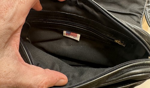 Stone Mountain Black Leather 3 Section Zip Close Shoulder Bag Purse - Picture 6 of 7