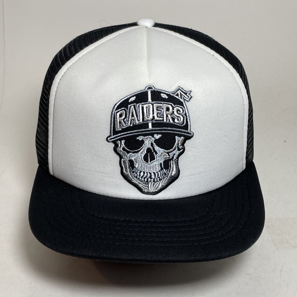 Las Vegas Raiders Hat Cap Snapback Mesh Foam Trucker Skull Oakland