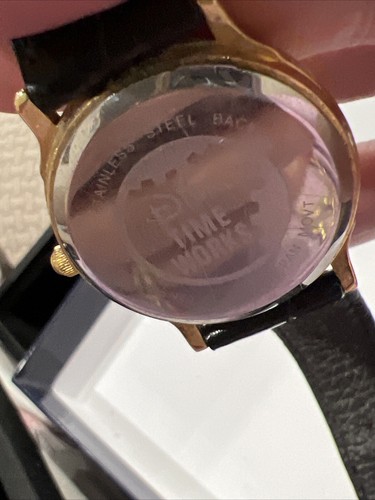 Disney Parks Authentic Womens Rotating Gold Mickey Analog Watch - Leather - Picture 8 of 21