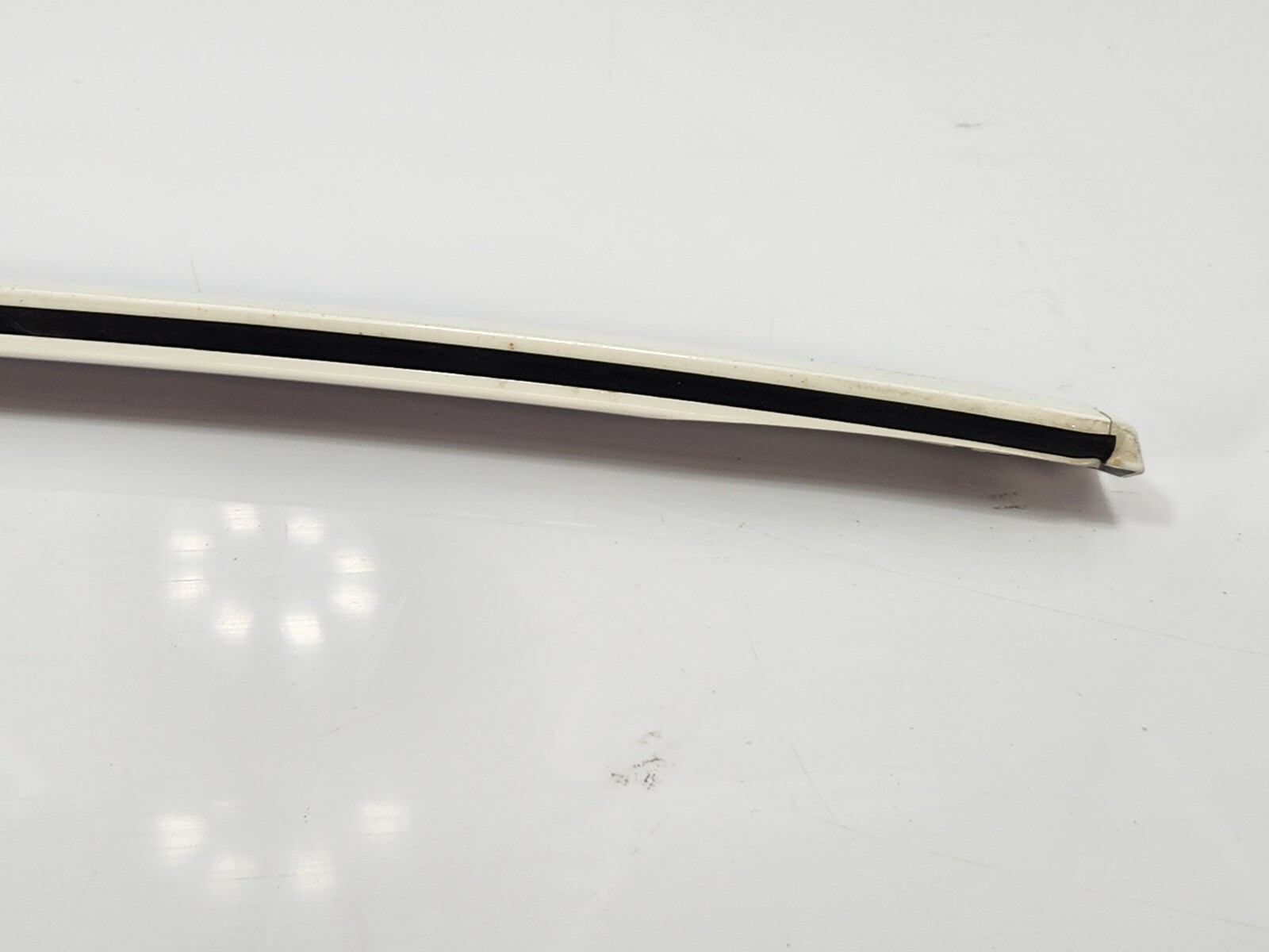 ✅ 08-19 OEM Maserati GT M145 Left Driver Side Exterior Roof Molding Cover Trim