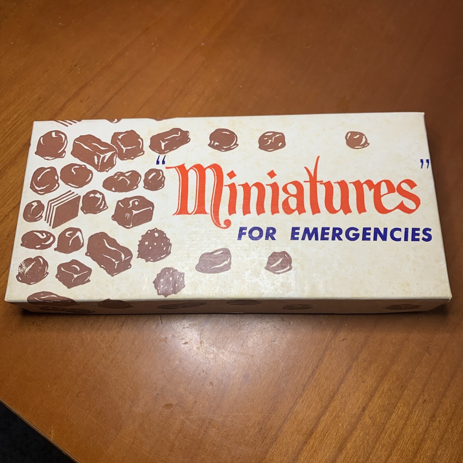 Vtg 1967 Miniatures For Emergencies Delsey Toilet Paper Novelty H Fishlove & Co.