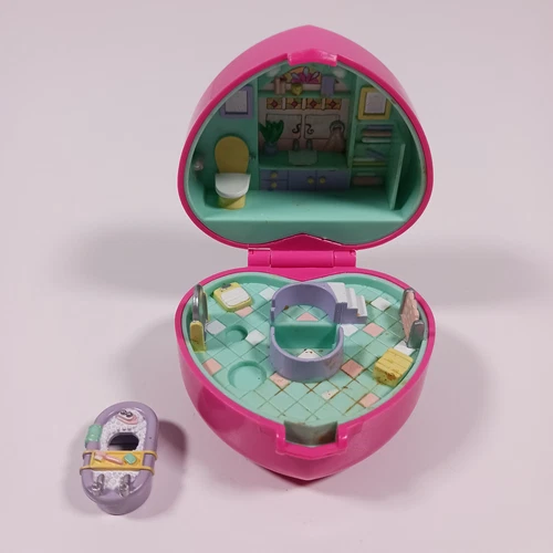 Vintage 1991 Bluebird Polly Pocket Bathtime Fun Ring