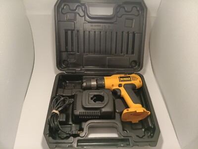 DEWALT DW972 Adjustable Clutch Cordless 12V 3/8'' VSR Drill w Case/Paper/Charger