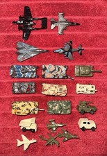 Micro Machines Lot - Lot Of 19 Military Tanks/planes